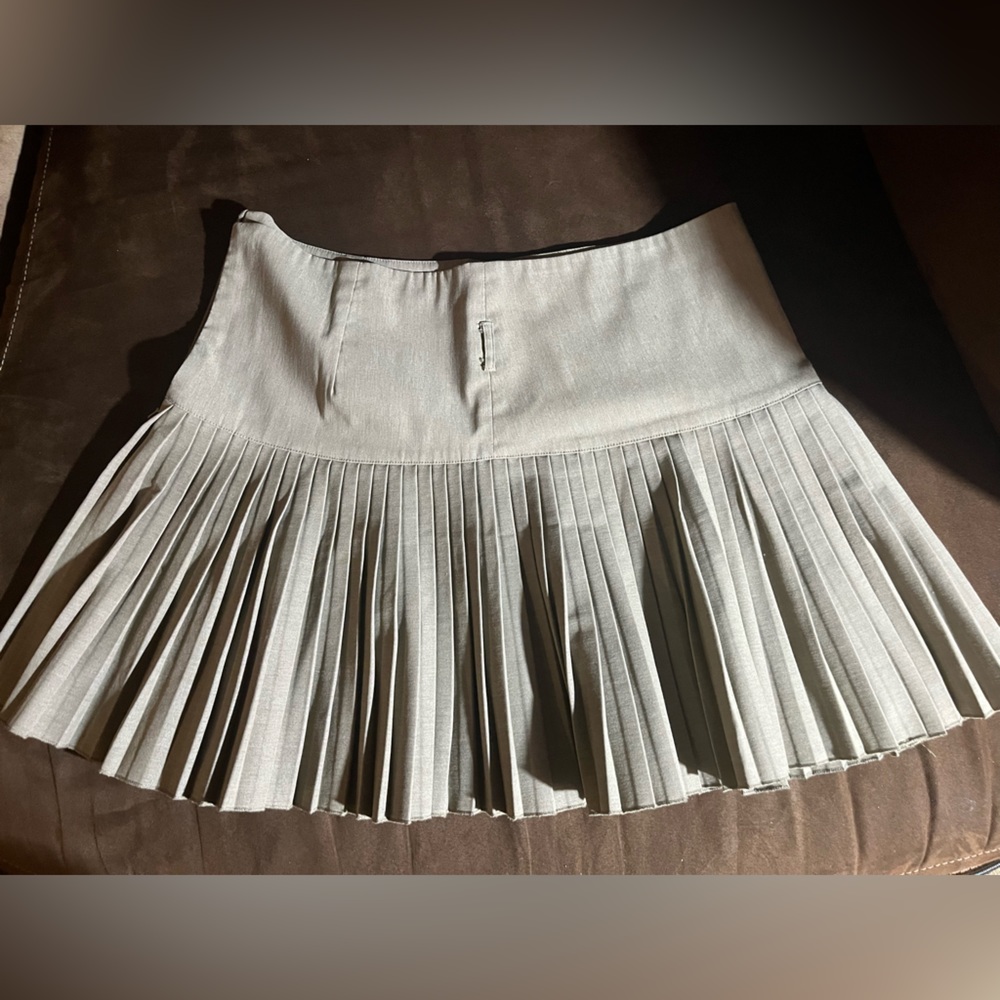 Kenzie pleated skirt